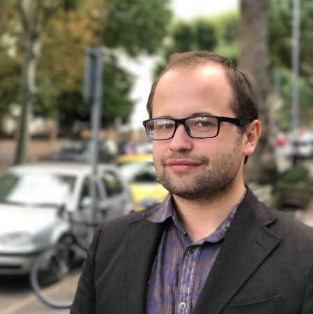 nikita headshot - linkedin